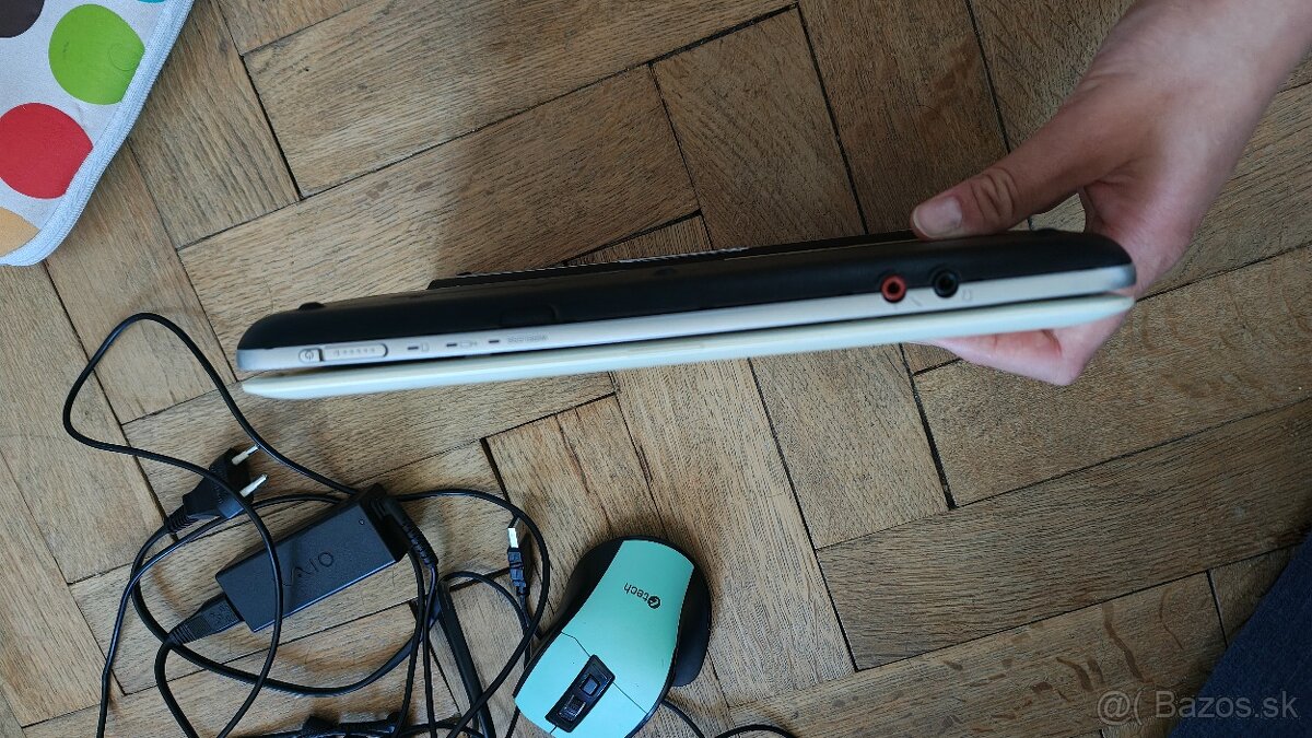 Sony vaio - 4