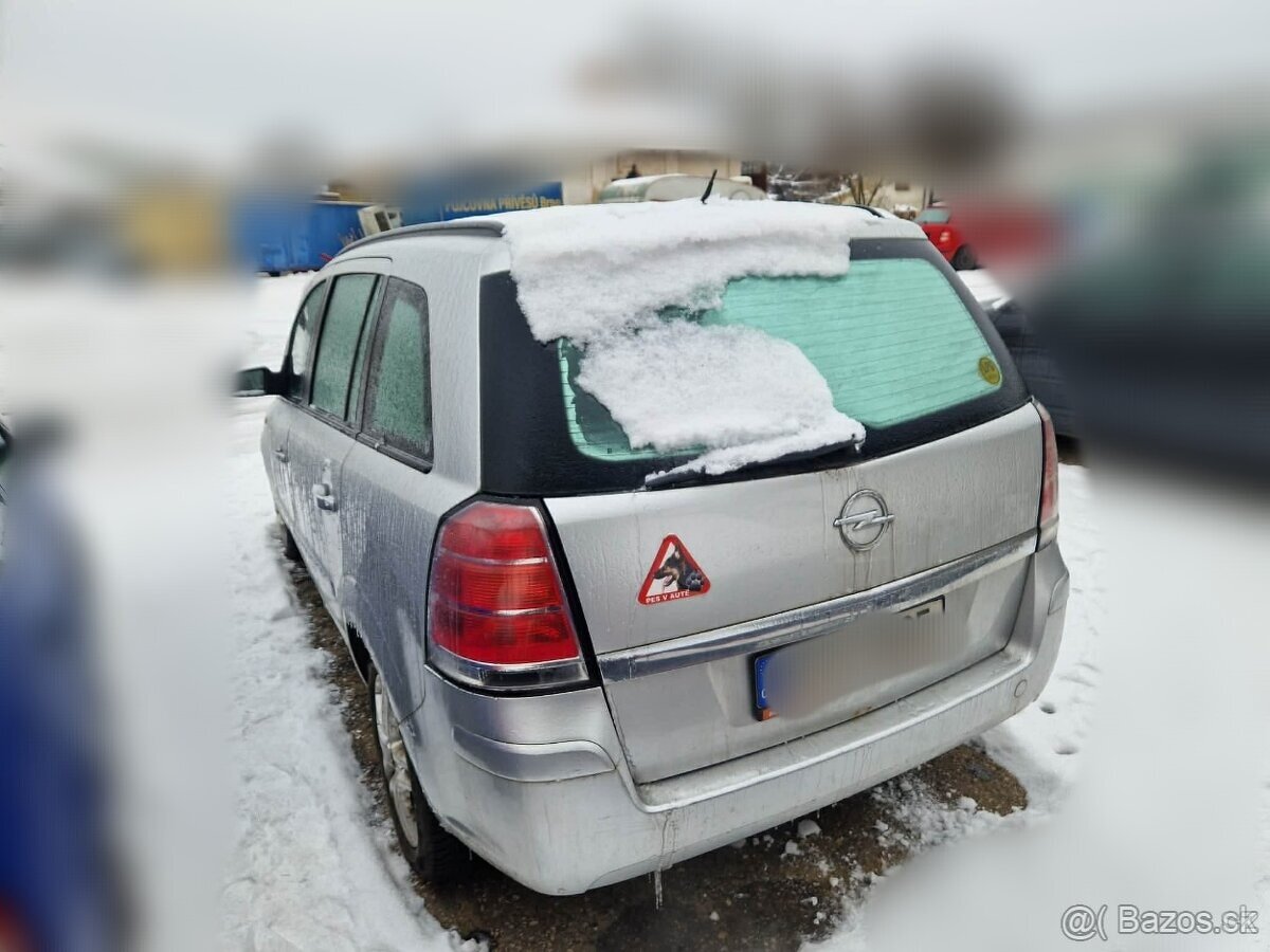 Opel Zafira 1,8 103kw díly - 4