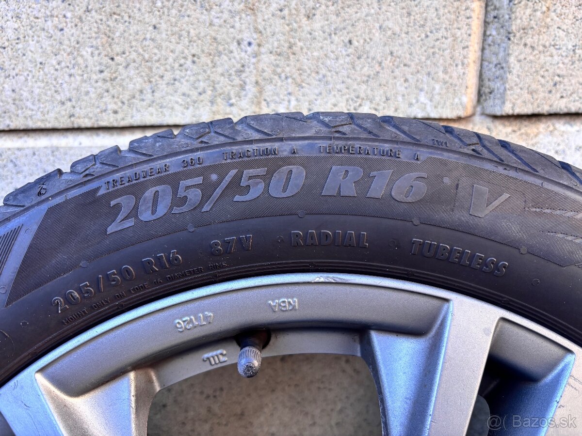 Disky + letné pneu Toyota edícia GR 6J x 16 ET45 - 4