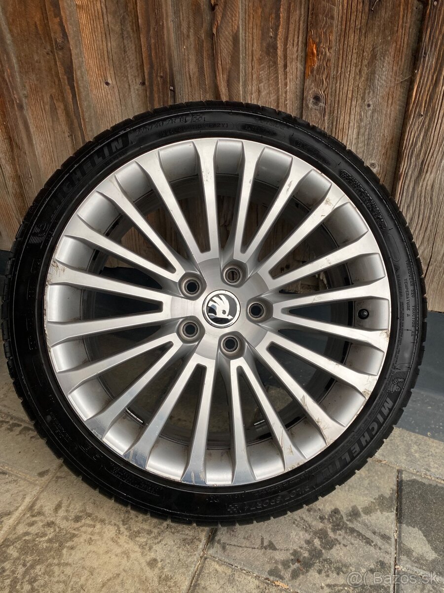 5x112 r18 škoda - 4