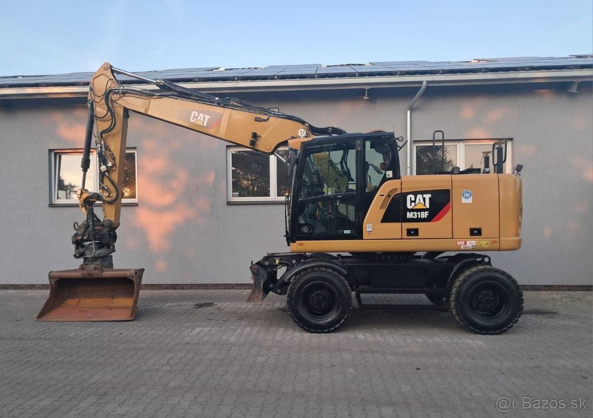 CATERPILLAR M318F + GPS 3D - 4