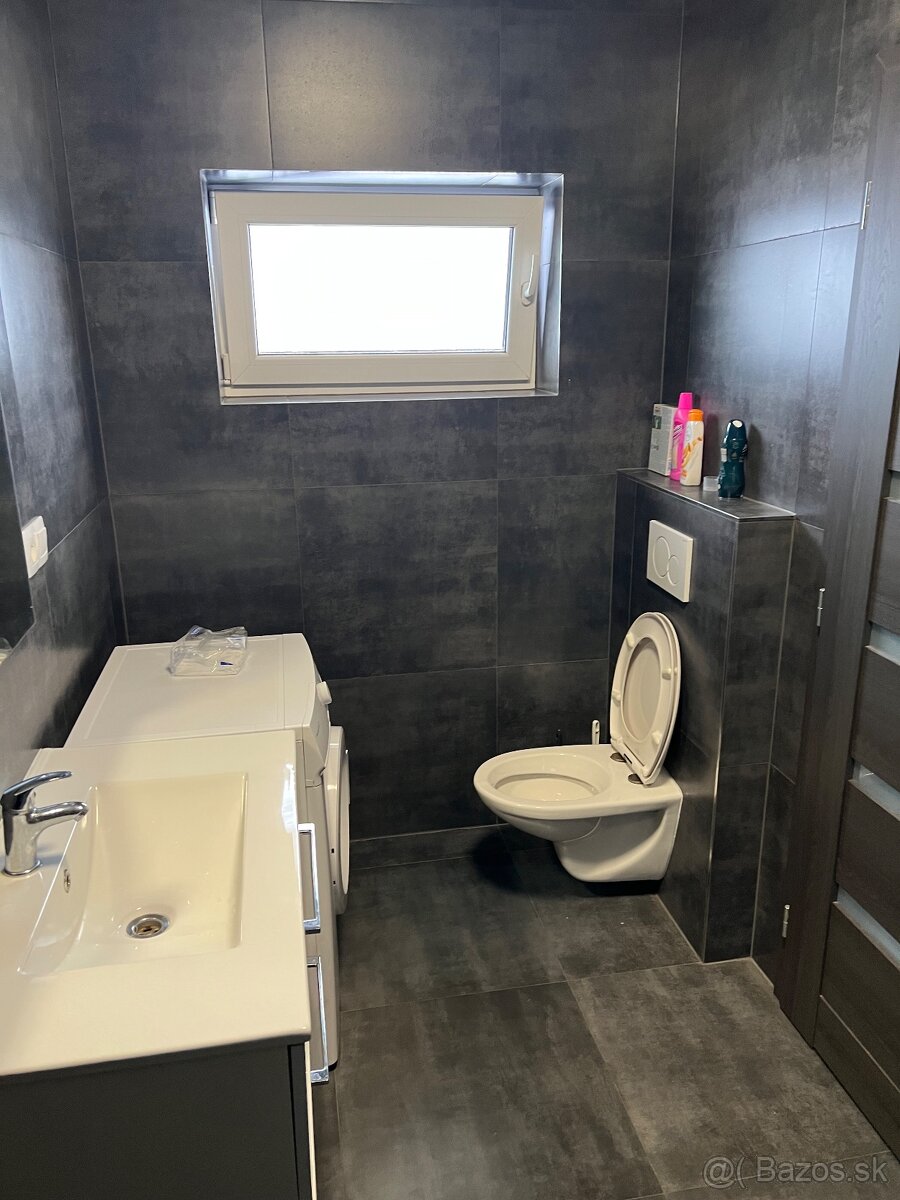 Prenájom 2 izbového bytu V Rabči Adamovka - 4