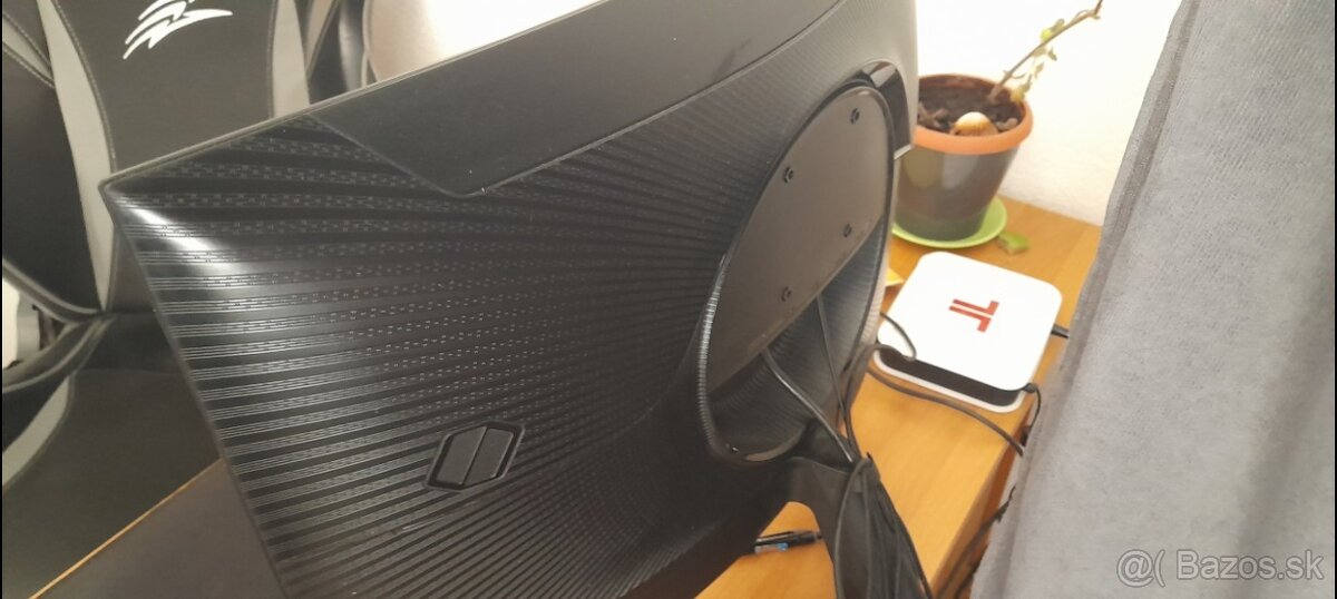 Samsung Odyssey G5- 27" 2560x1440 - 4