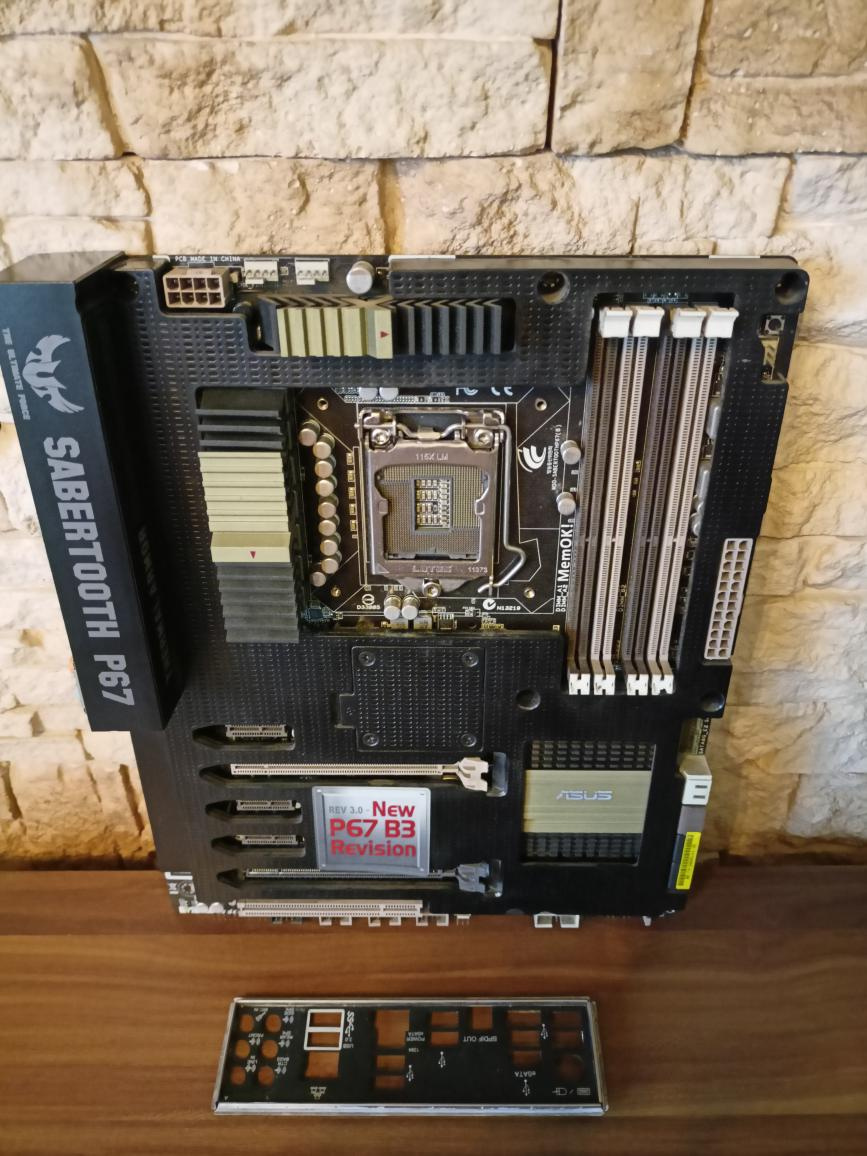 Herná doska ASUS SABERTOOTH P67 + THERMALARMOR | socket 1155 - 4