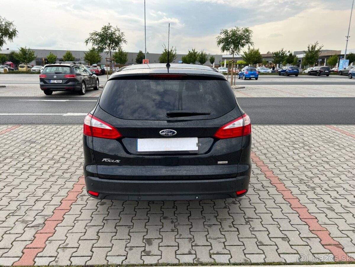 Ford Focus 1.6 TDCi 77kw digi klima NAVI - 4