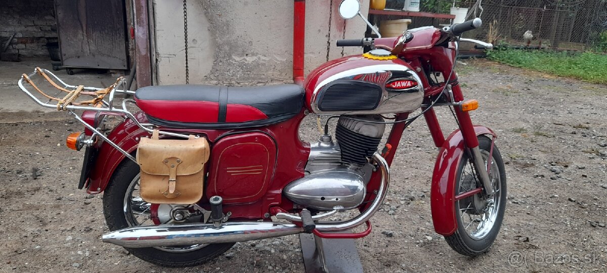 Jawa 250/592 - 4