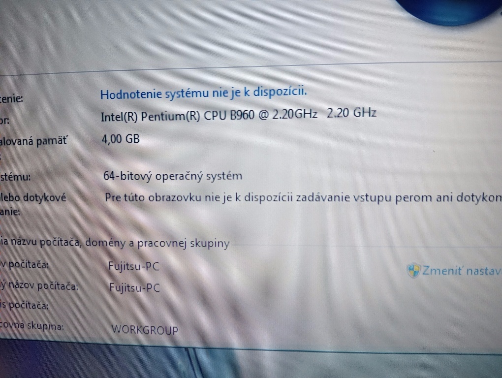 predám Fujitsu Lifebook A531 - 4gb ram - 250gb hdd - 4