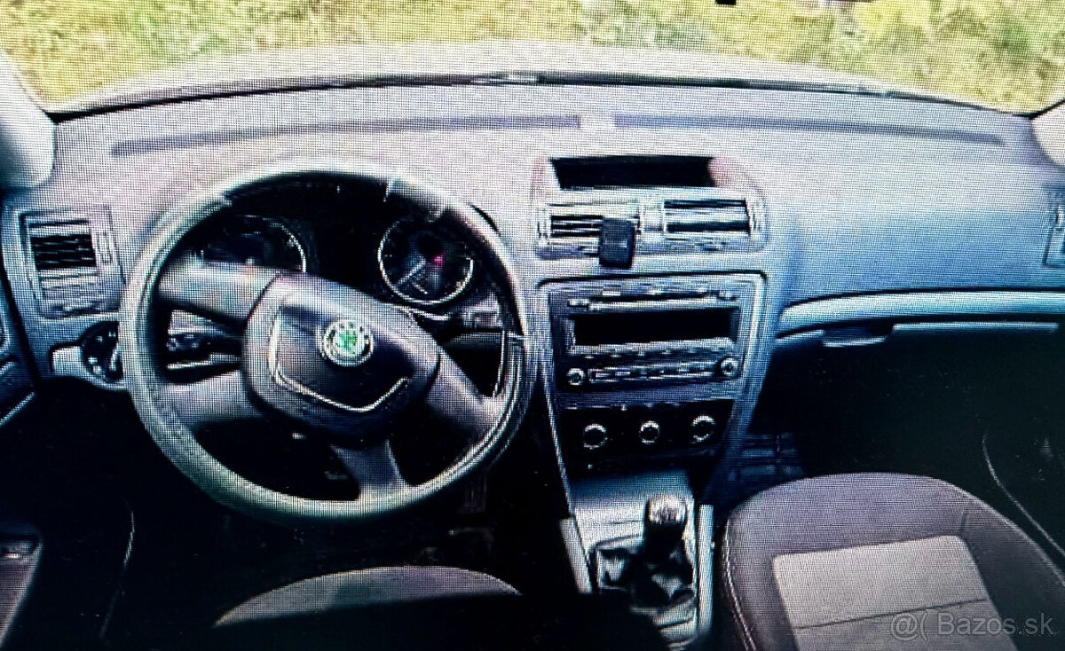 SKODA OCTAVIA 1.6 MPI LPG SK ŠPZ - 4