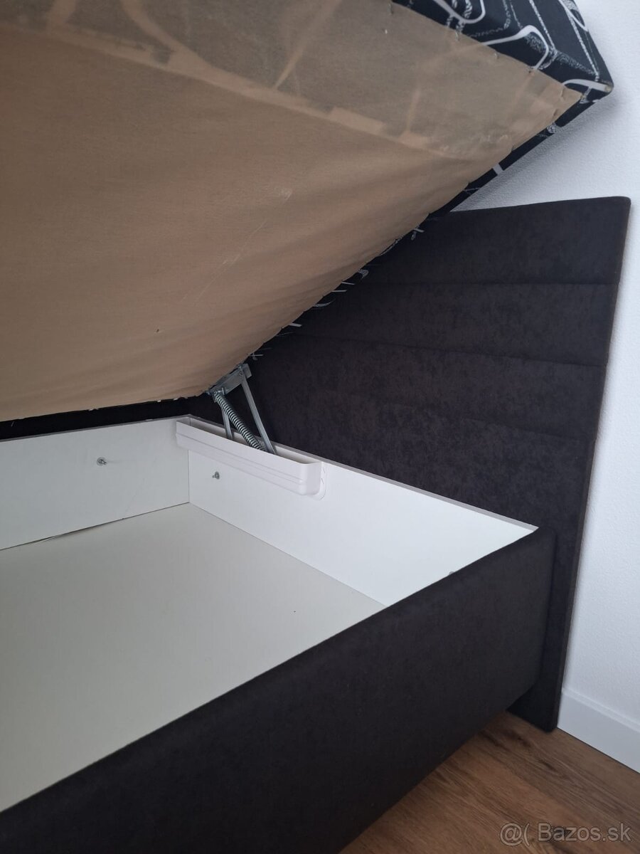 Predám posteľ s úložným priestorom - 4