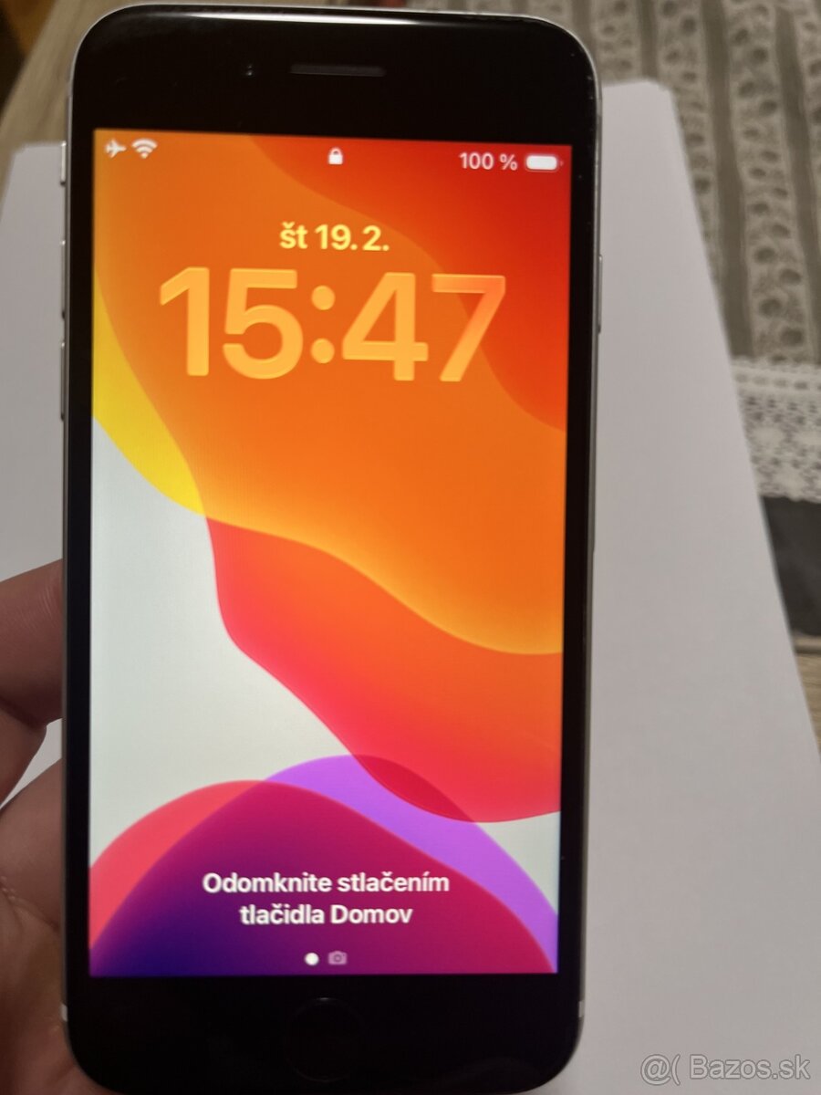 iPhone SE 128 gb - 4