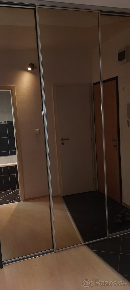 PREDAM 3izb 65m kpt.Nálepku - 4