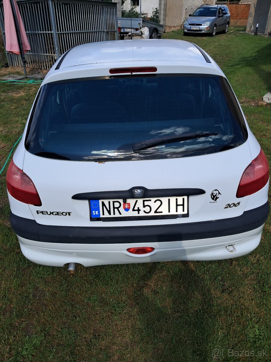 Predám peugeot 206 1.4 - 4