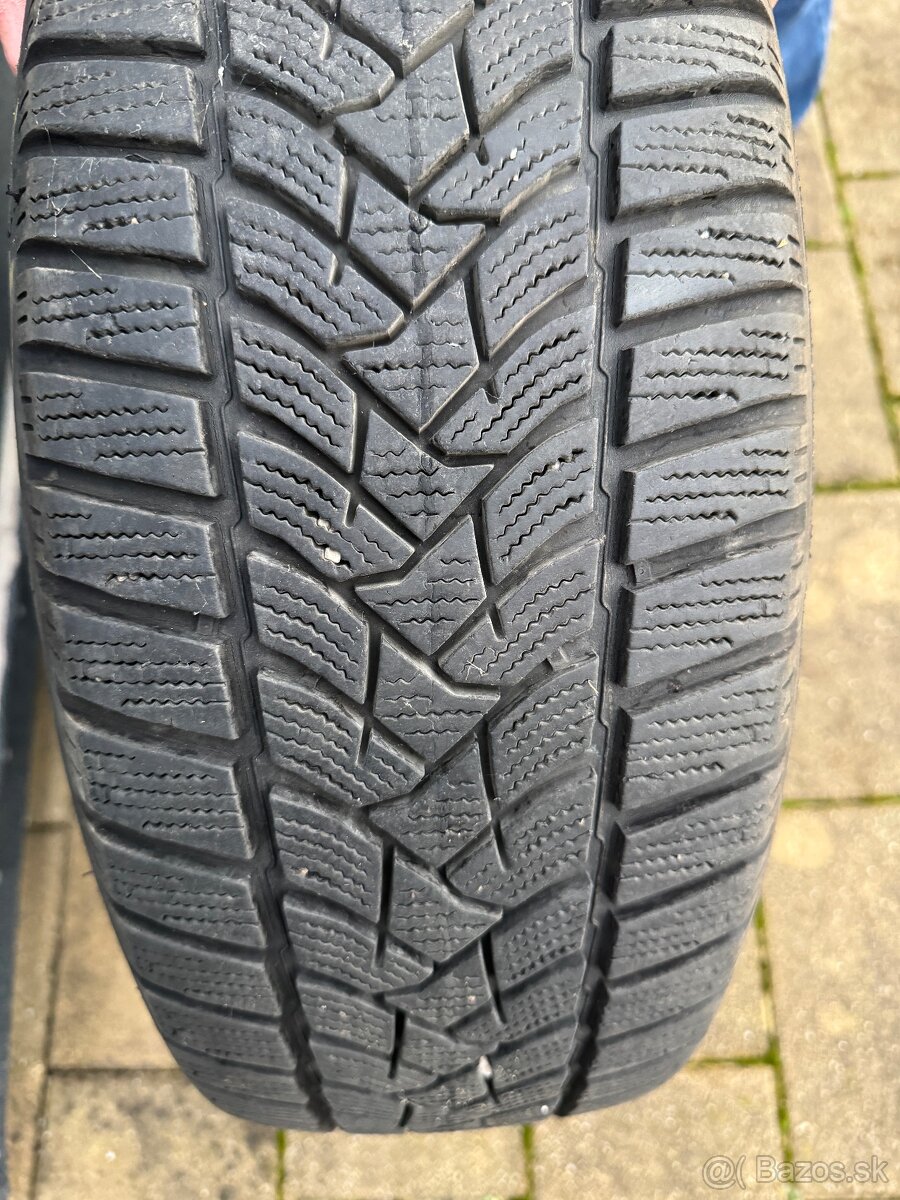 Dunlop Zimné gumy 215/60 R16 - 4