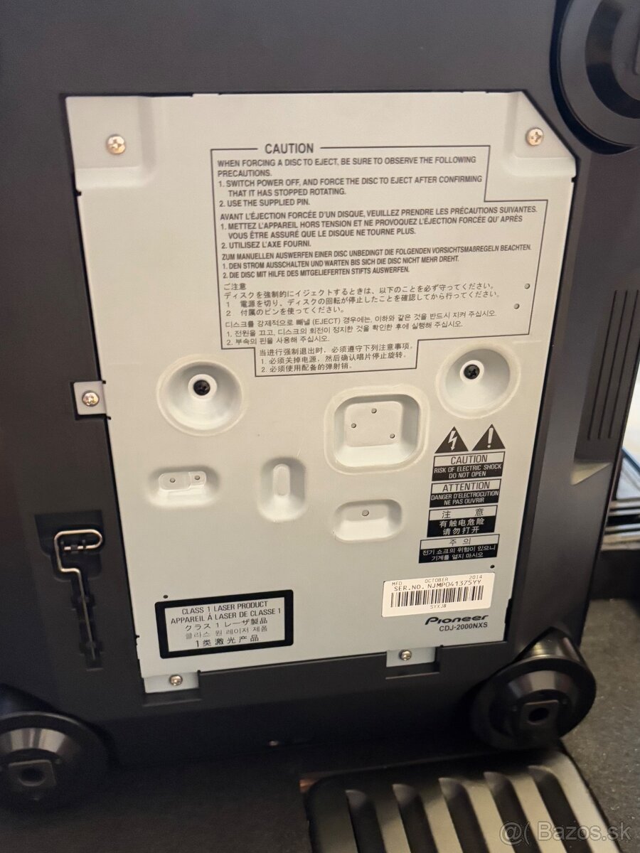 Pioneer cdj 2000nexus a Pioneer DJM-900 - 4