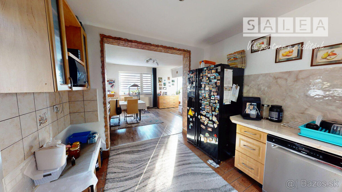 Trojpodlažný RD s veľkou záhradou v Moldave nad Bodvou - 4