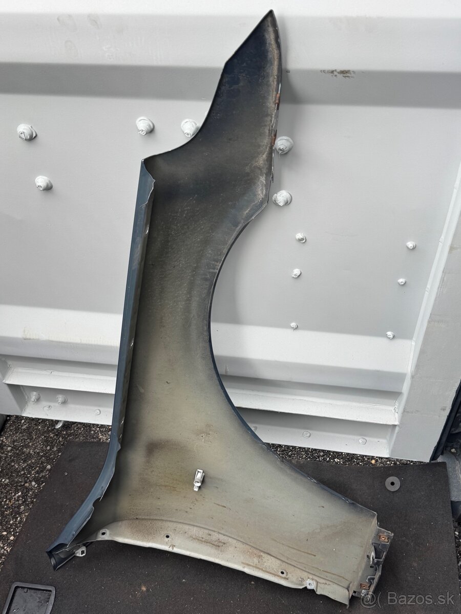 BMW E60/E61 (2004–2010) – ľavý blatník - 4