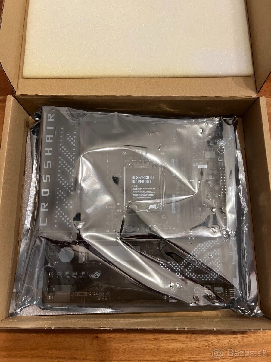 Asus ROG CROSSHAIR X670E GENE - 4