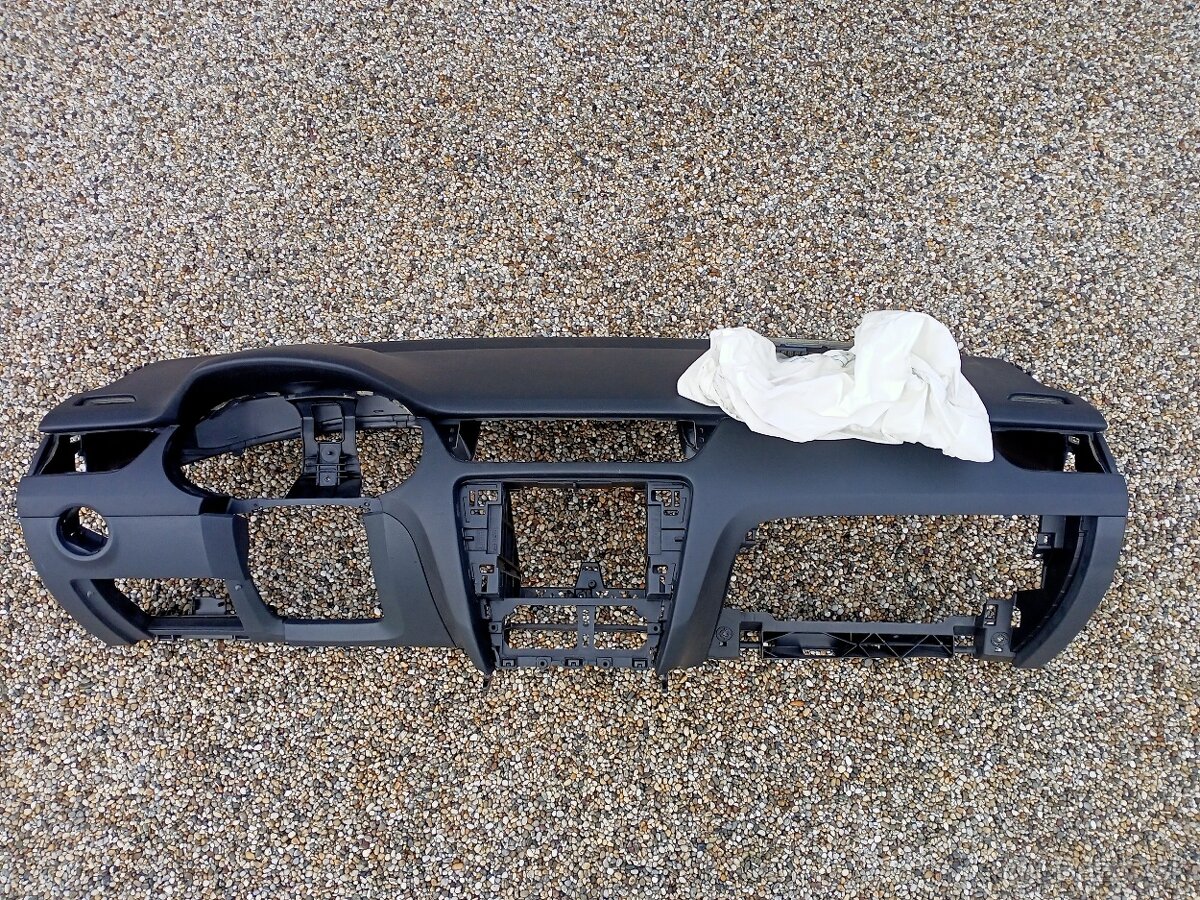 Pristrojovka octavia 3 - 4