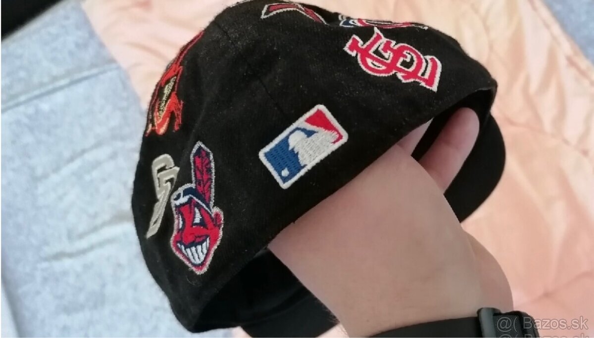 NEW ERA s logami baseballových klubov - 4