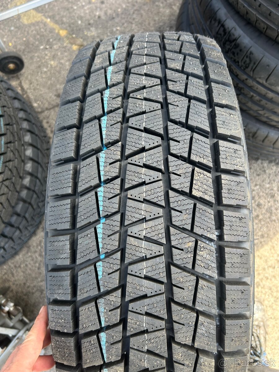 265/70R16 - 4