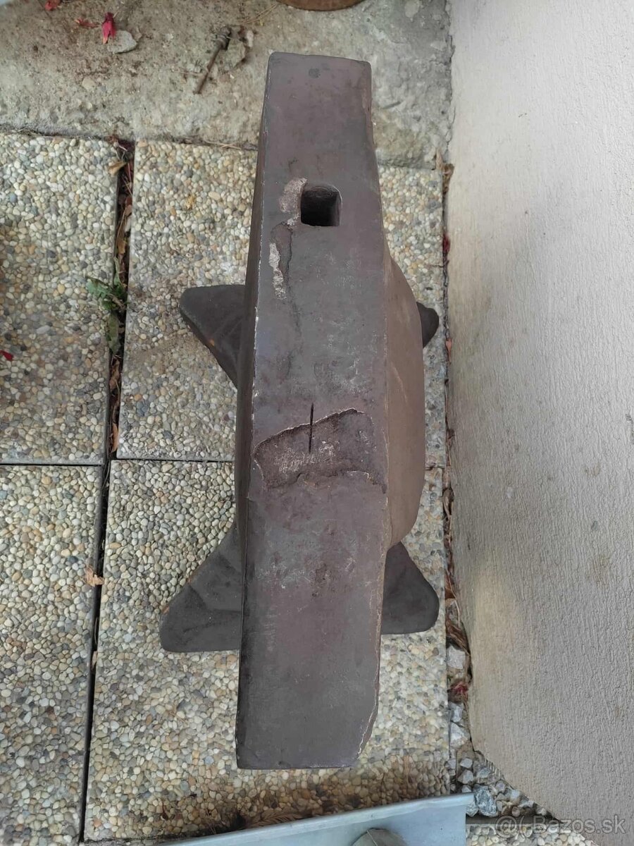 Stara tazka kovadlina 100 kg - 4