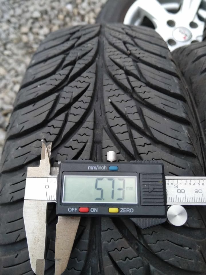Alu 4 x 100 R 13 + celoročné pneu 165/70 R 13 MATADOR. - 4