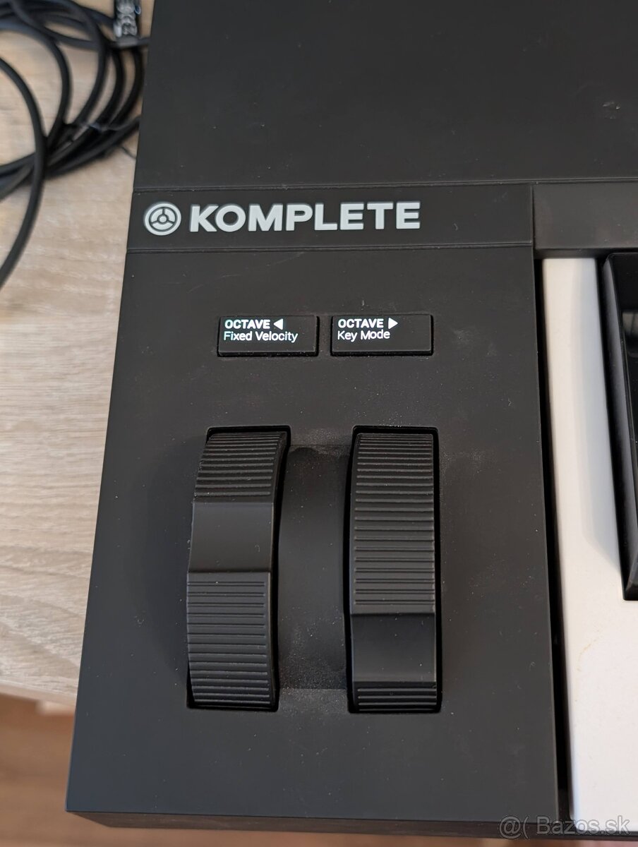 Native Instruments Komplete Kontrol A49 - Midi Keyboard - 4