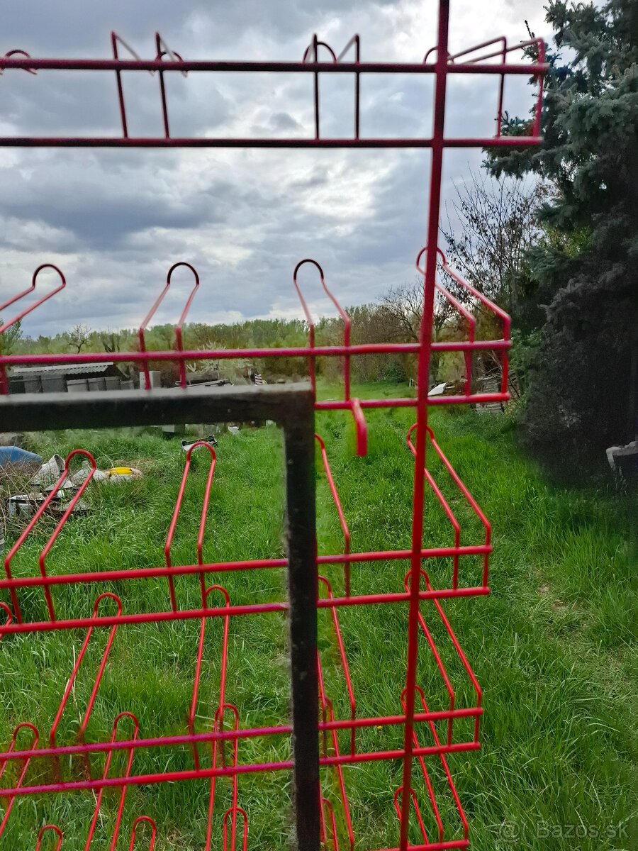 Regale na rôzne veci - 4