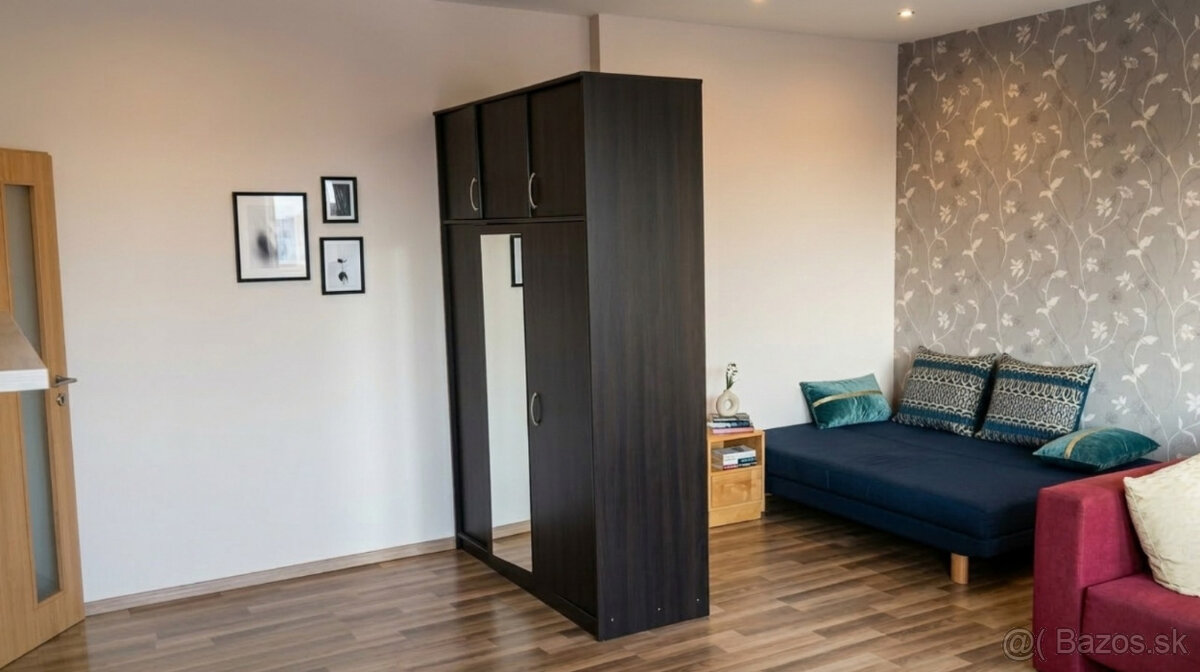 Garsónka Topoľčany pri ZKW - 4