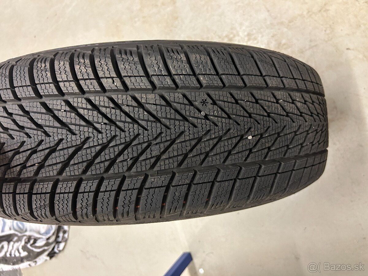 Goodyear Ultragrip Performance 3 215/60 R16 99H TOP stav - 4