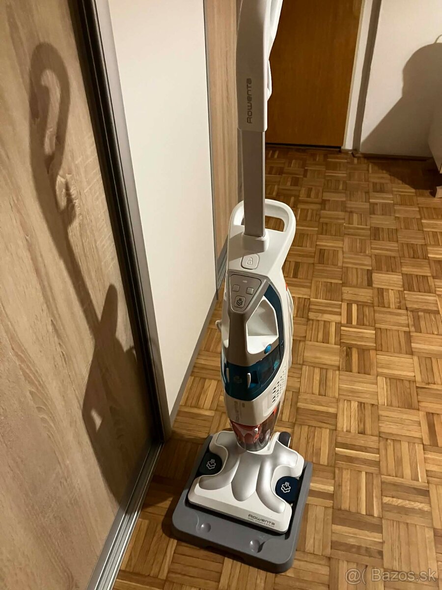 Rowenta mop s vysavacom - 4