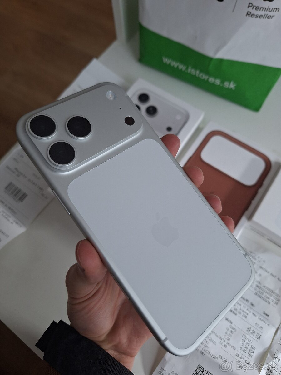 Iphone 17 Pro max - 4