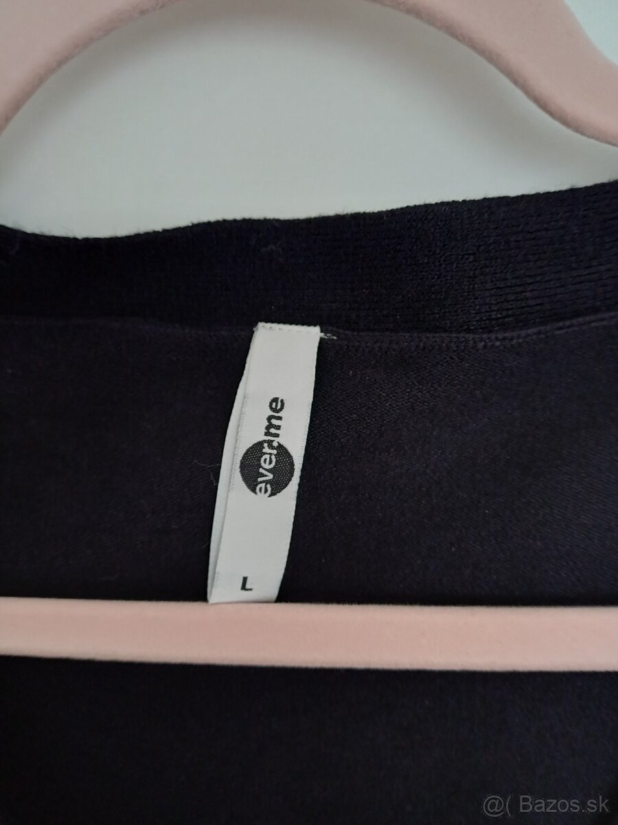 Dámsky tmavý kratší sveter - 4