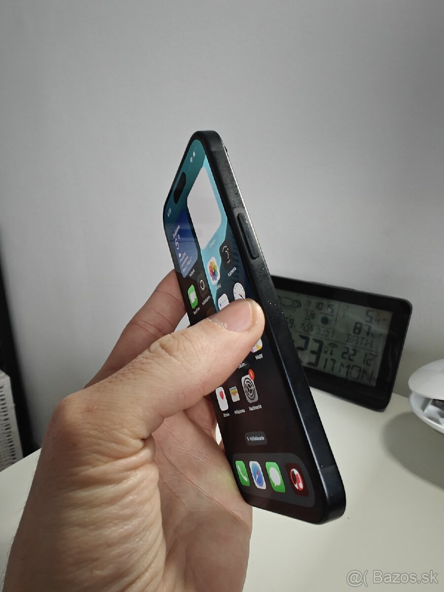 Apple iPhone 15 128GB - 4