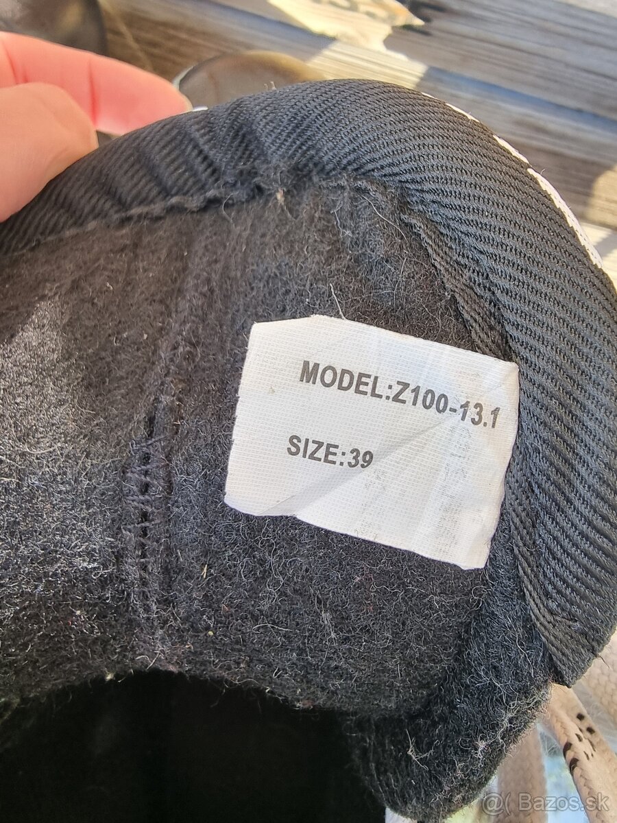 Predám-korčule Sulov,dobrý stav,číslo 39 - 4