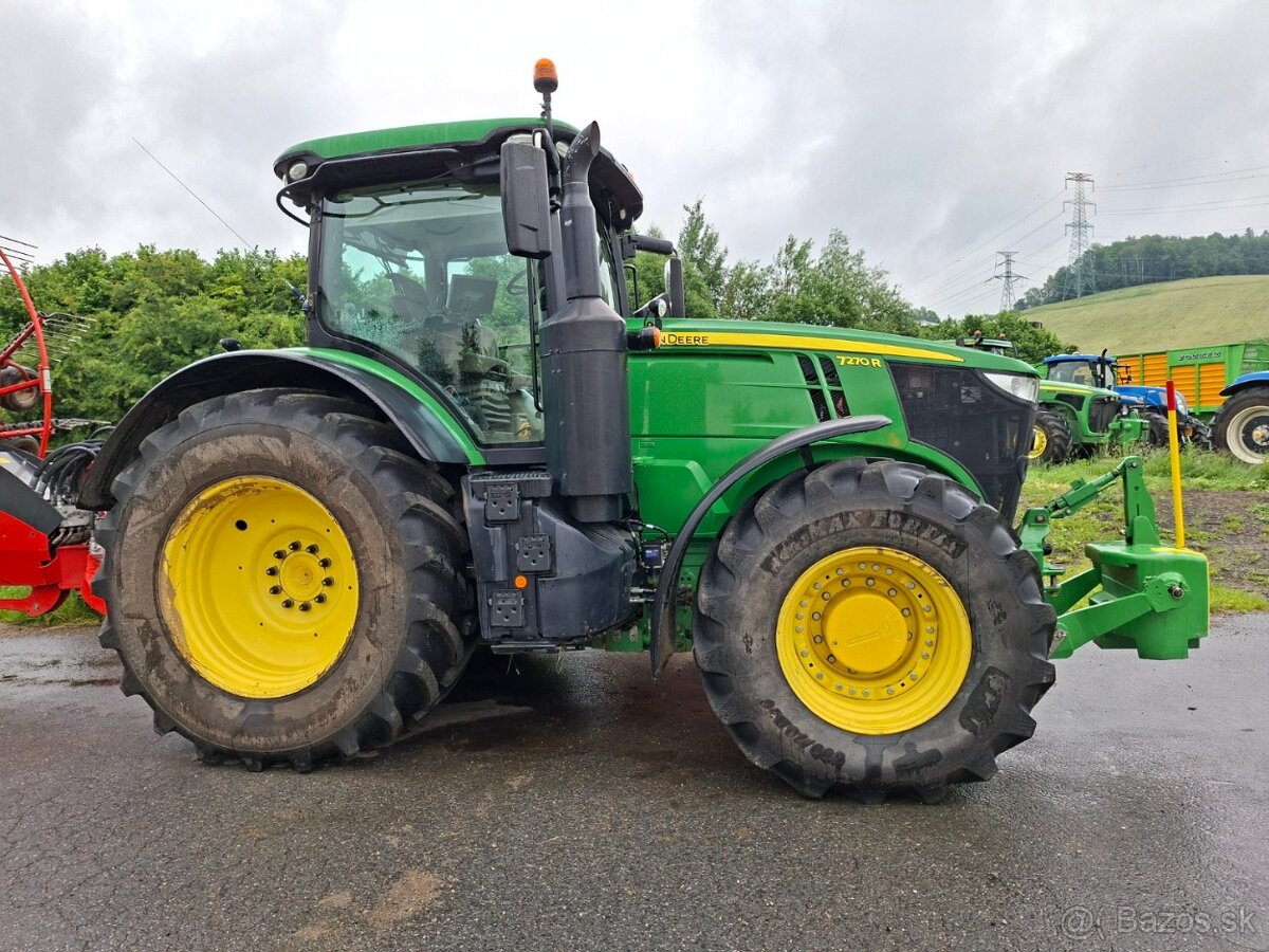 JOHN DEERE 7270R 4X4 - 4