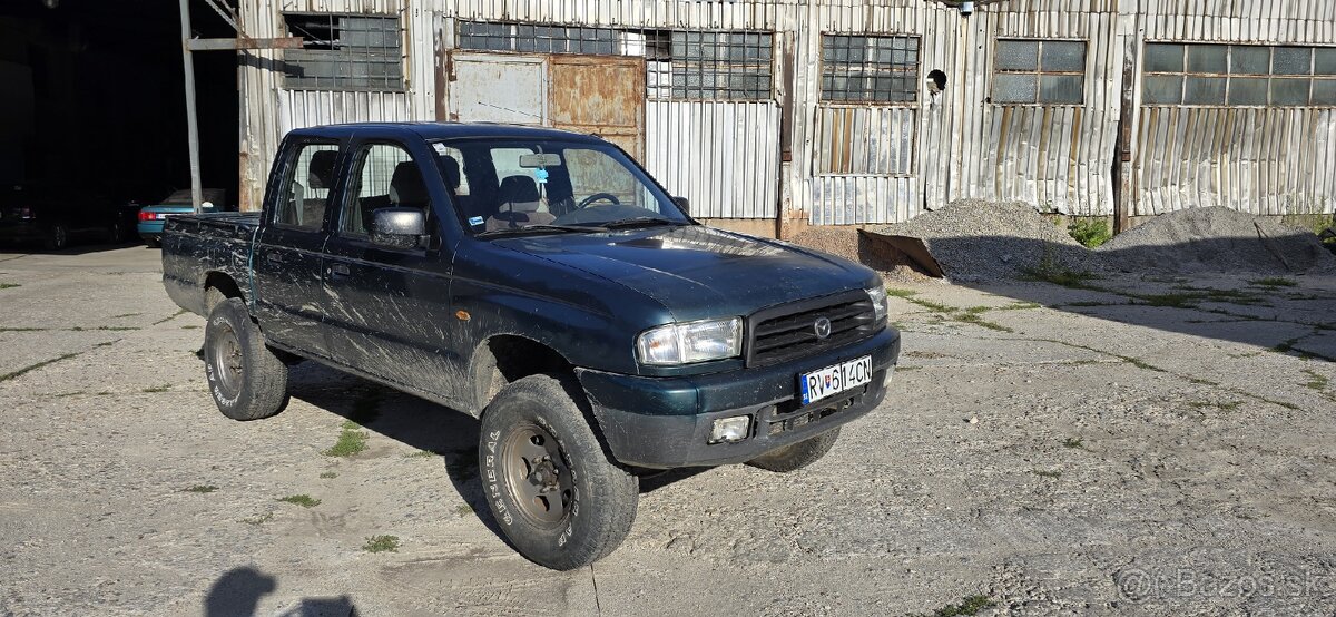 Mazda B2500 čítaj inzerát