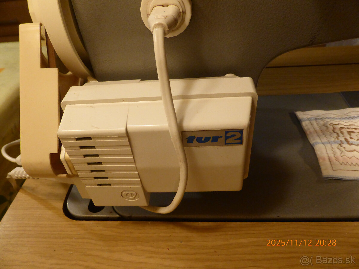 Predám elektrický šijací stroj Veritas 8014-35 - 4