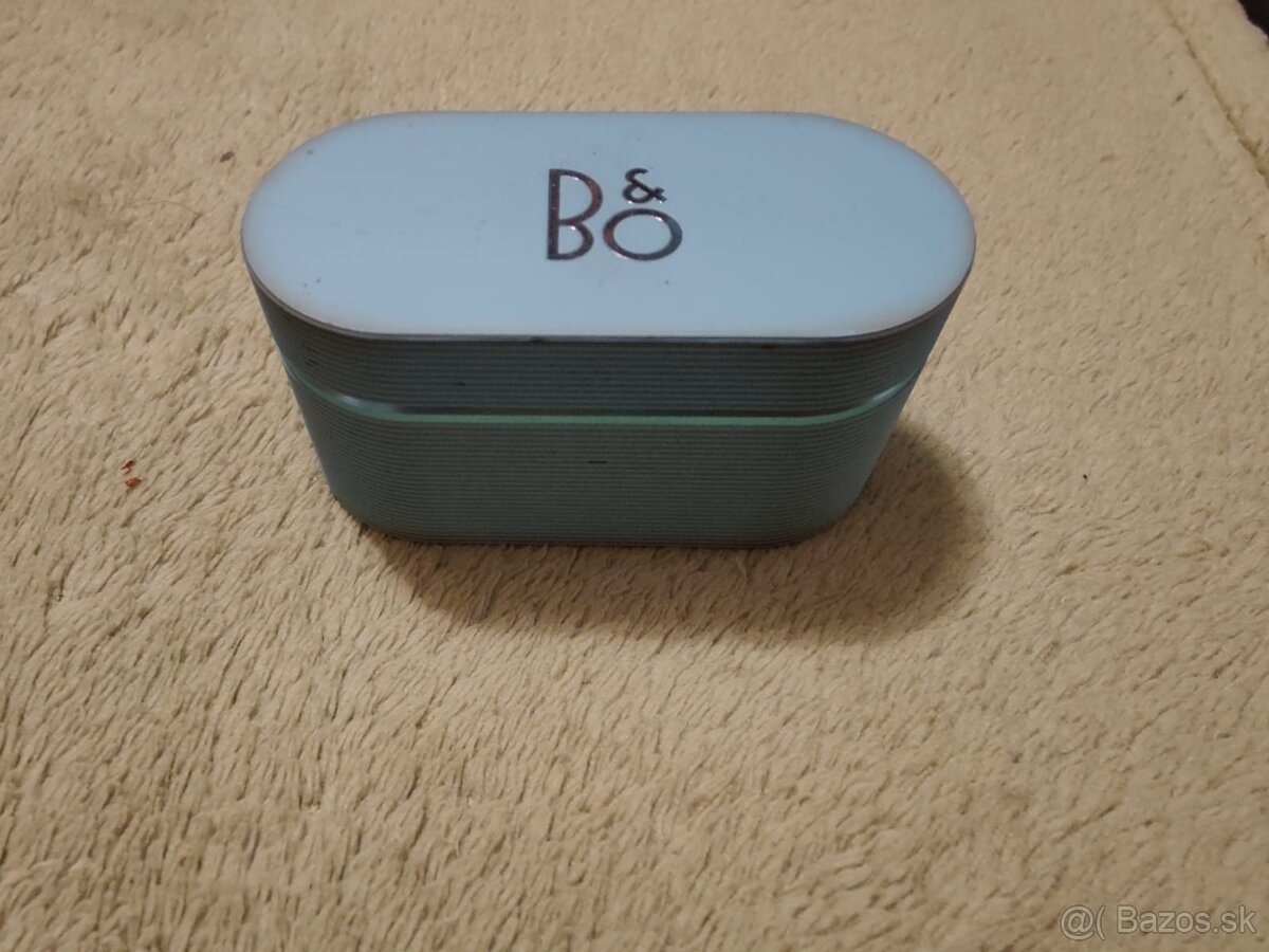 Bang and olufsen E8 sport - 4