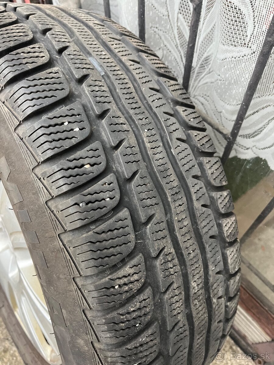 audi q3 r16 zimne pneu - 4