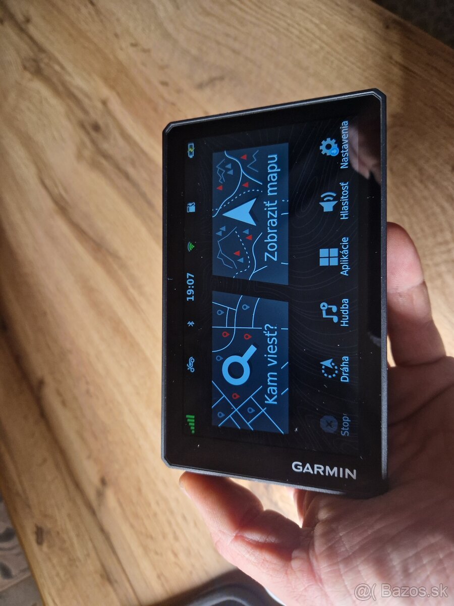 Predám navigáciu Garmin Zumo XT - 4