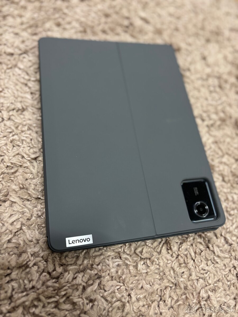 Predám tablet Lenovo TB330FU - 4
