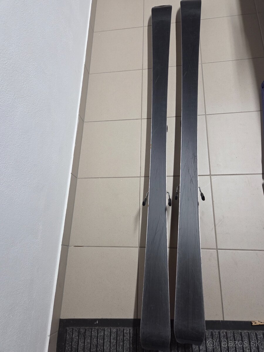 Atomic 160 lyže lyžiarky palice. - 4