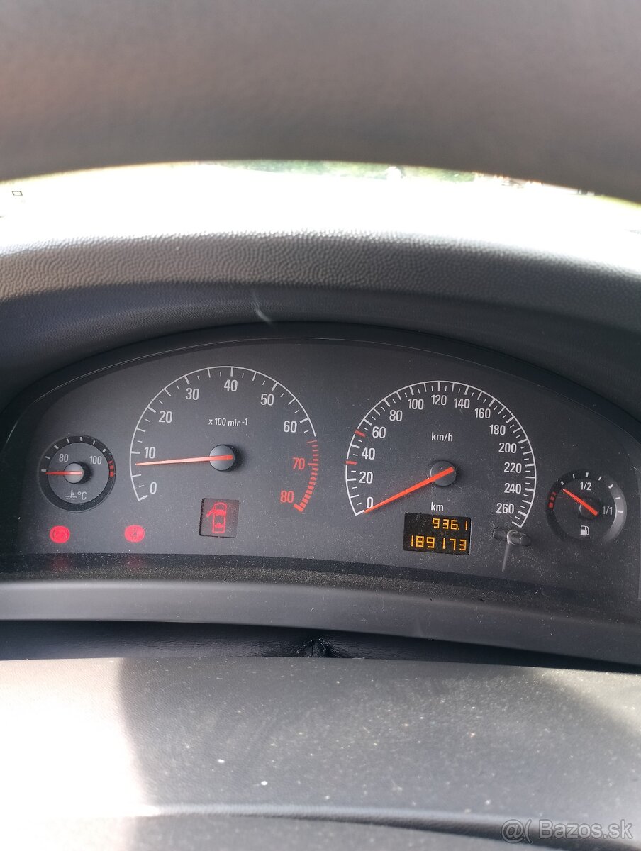 Predám Opel Vectra C - 4