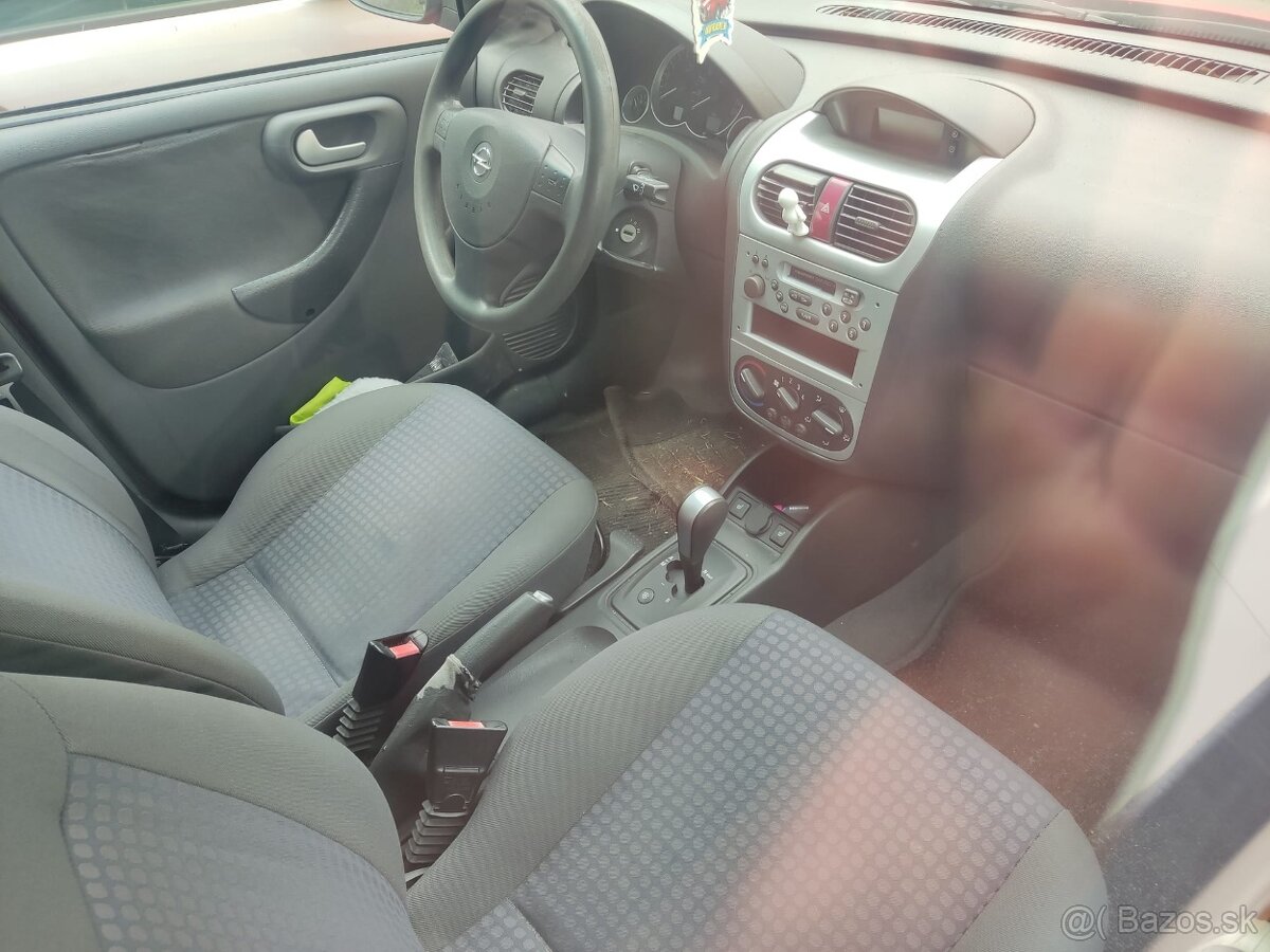 Opel corsa c - 4
