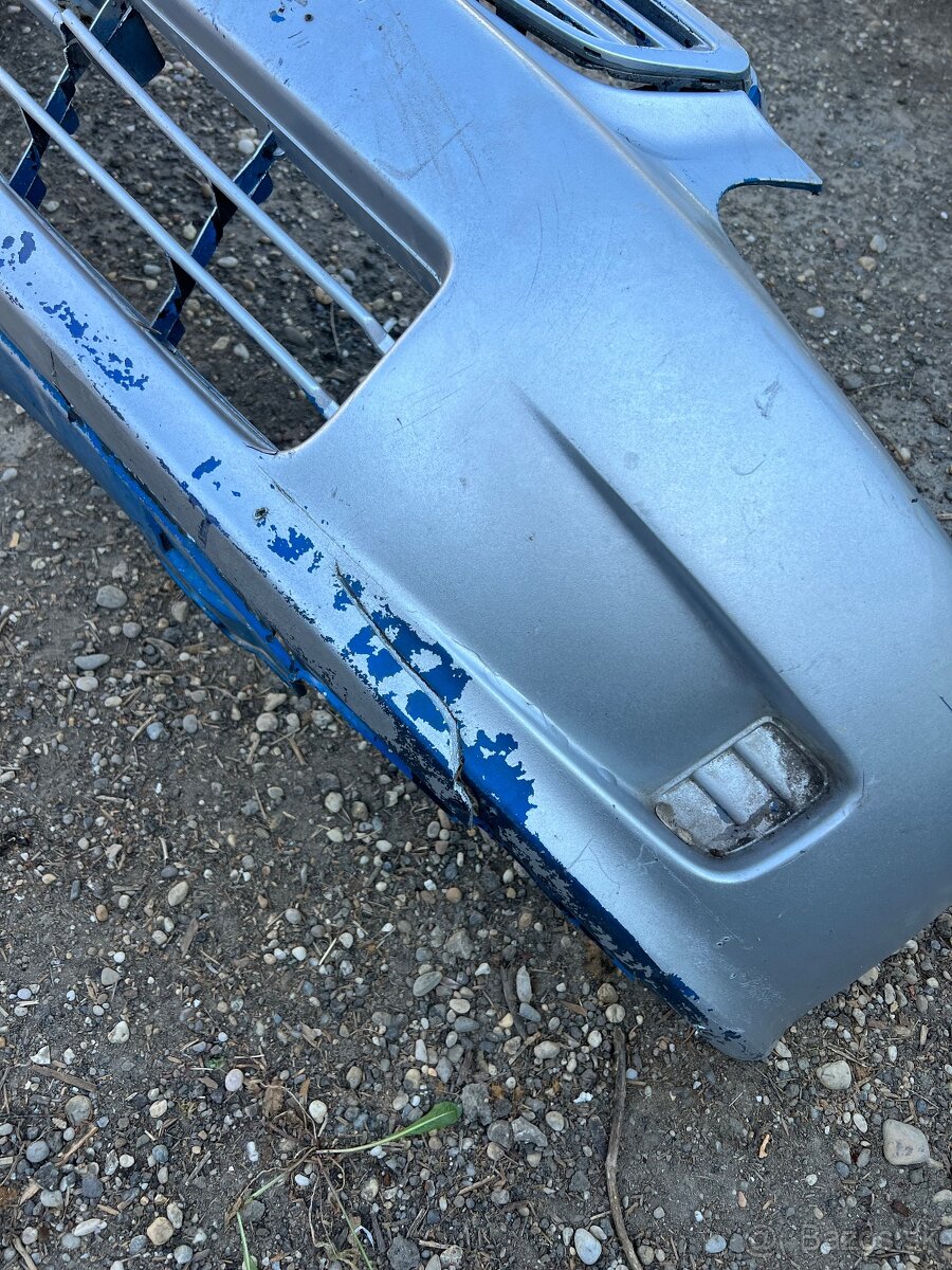 Predám predný nárazník Honda Civic 6G - 4
