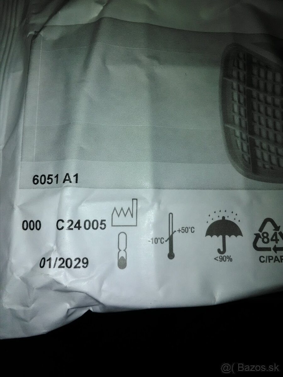 3M POLOMASKA - 4