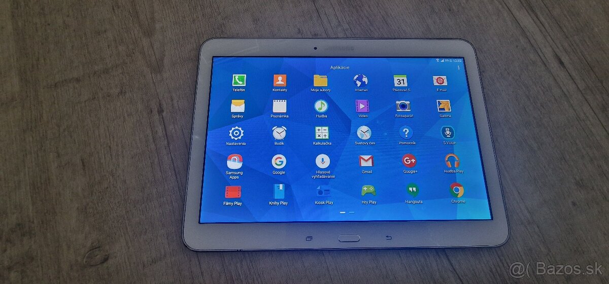 Tablet SAMSUNG Galaxy Tab4 - 4