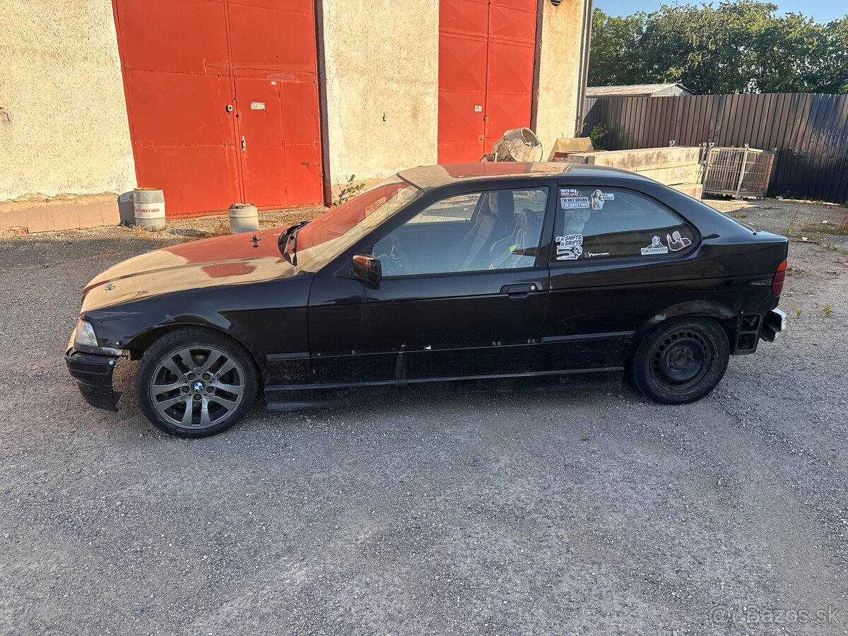 BMW E36 Compact 2.8 - 4