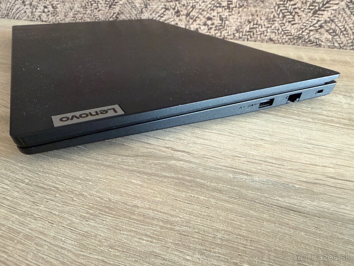 Lenovo V15 G5 - 4